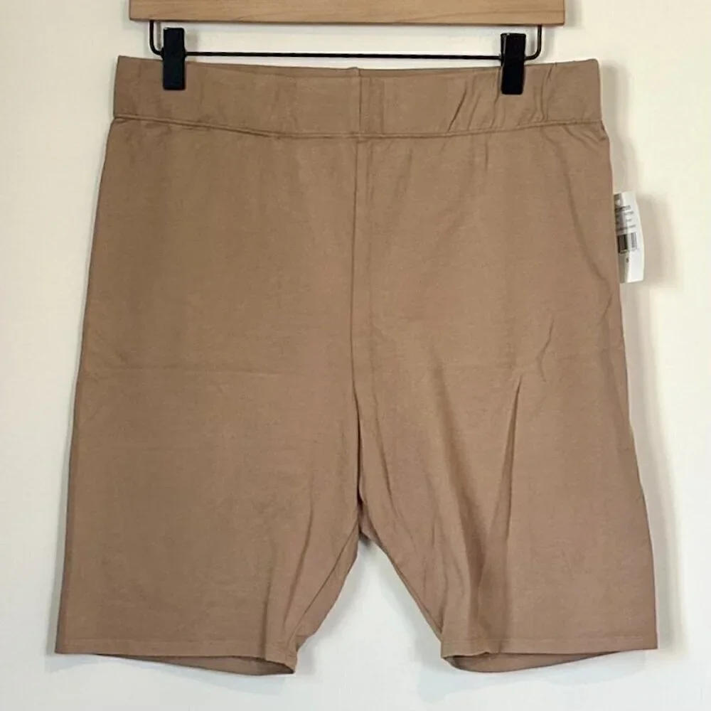 NWT Good American Tan Lounge Bike Shorts - Size: 5 (2XL)